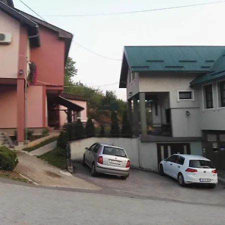 Aura Apartman *