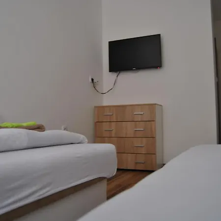 Aura Apartman *