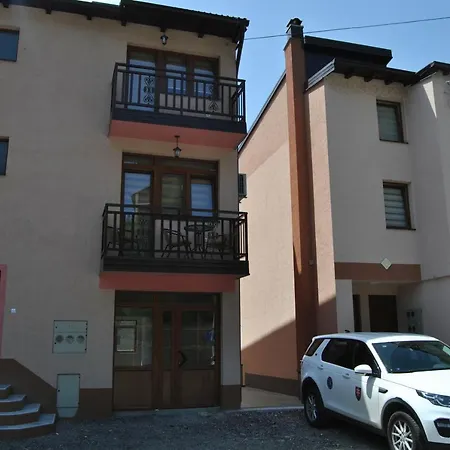 Aura * Kosovo Polje